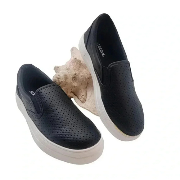 BUY ONE GET ONE FREE Soda Croft Slip-on Fashion Sneaker Black PU - Size 10 - Picture 4 of 6